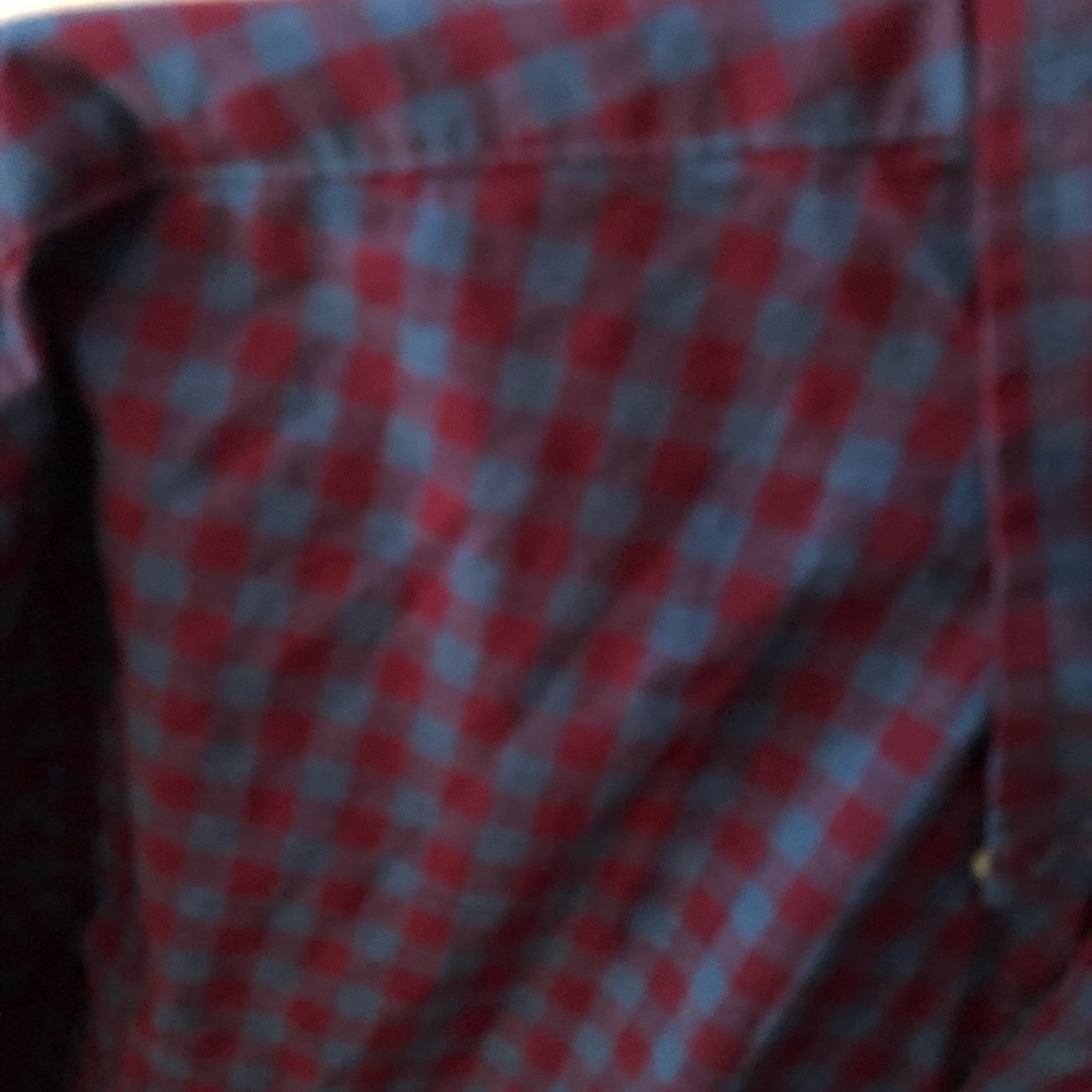 Men’s button down - Picture 2 of 3